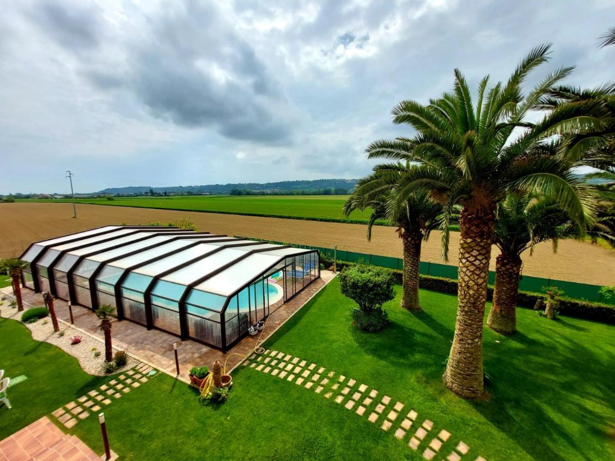 B&B Sotto Le Palme Molino Ciccolini 外观 照片